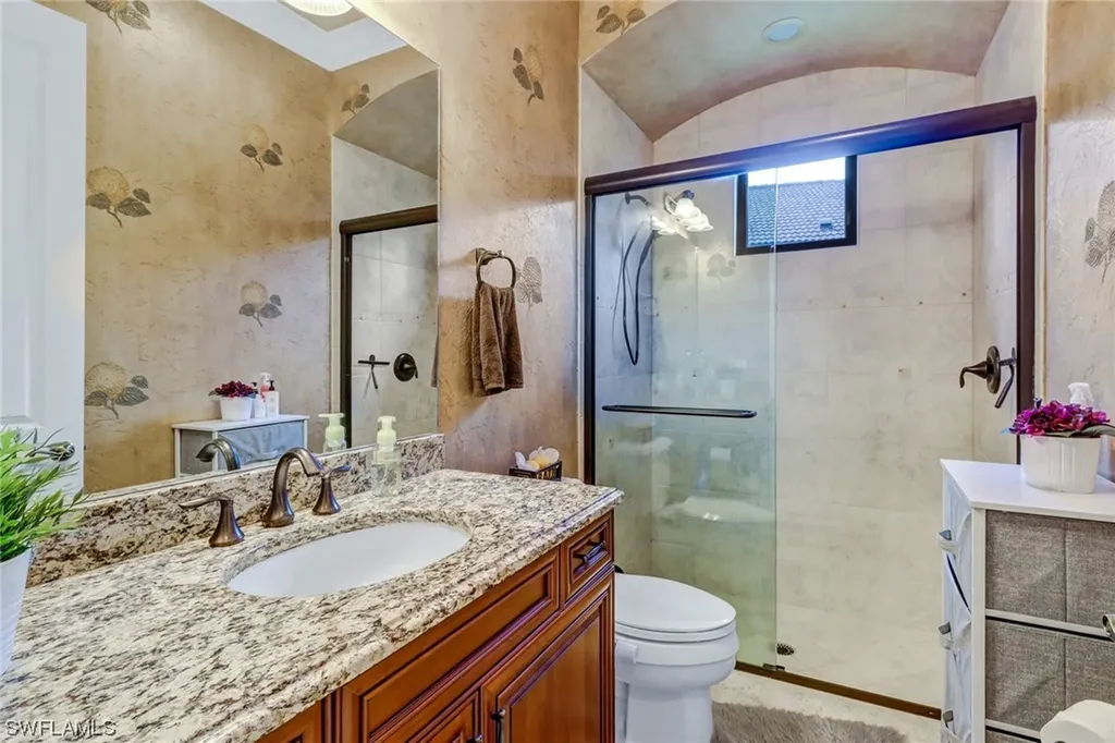 7437 Byrons Way Naples FL 34113