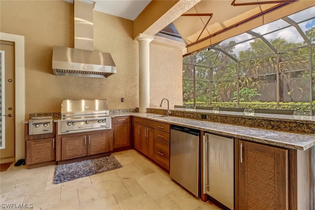 7437 Byrons Way Naples FL 34113