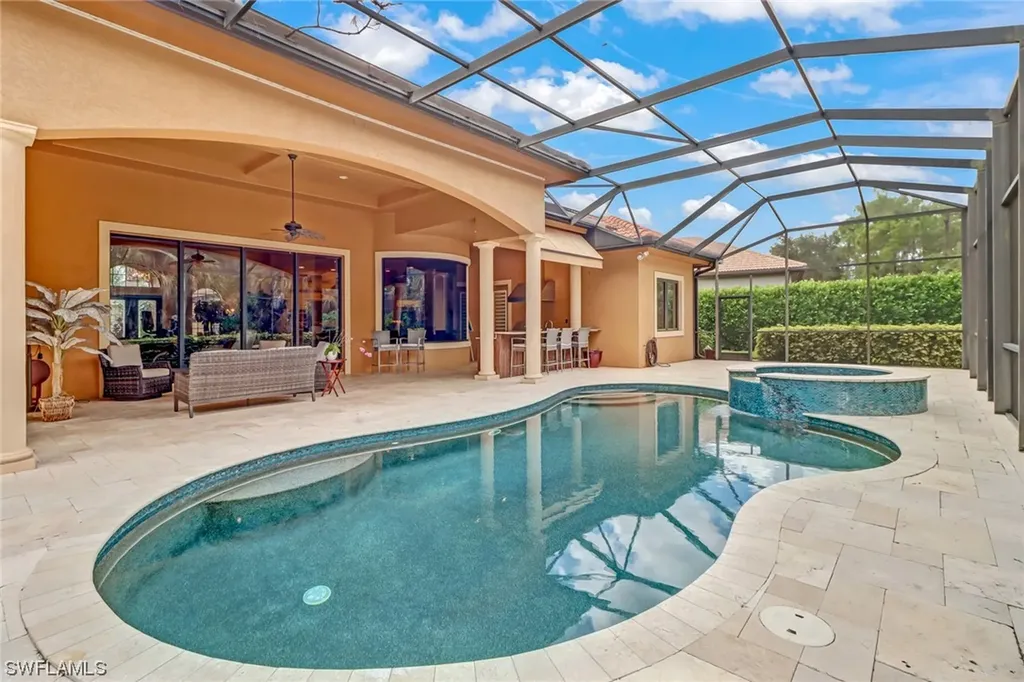 7437 Byrons Way Naples FL 34113