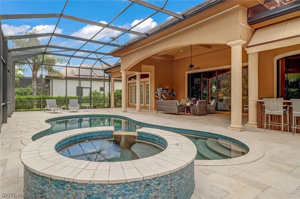7437 Byrons Way Naples FL 34113