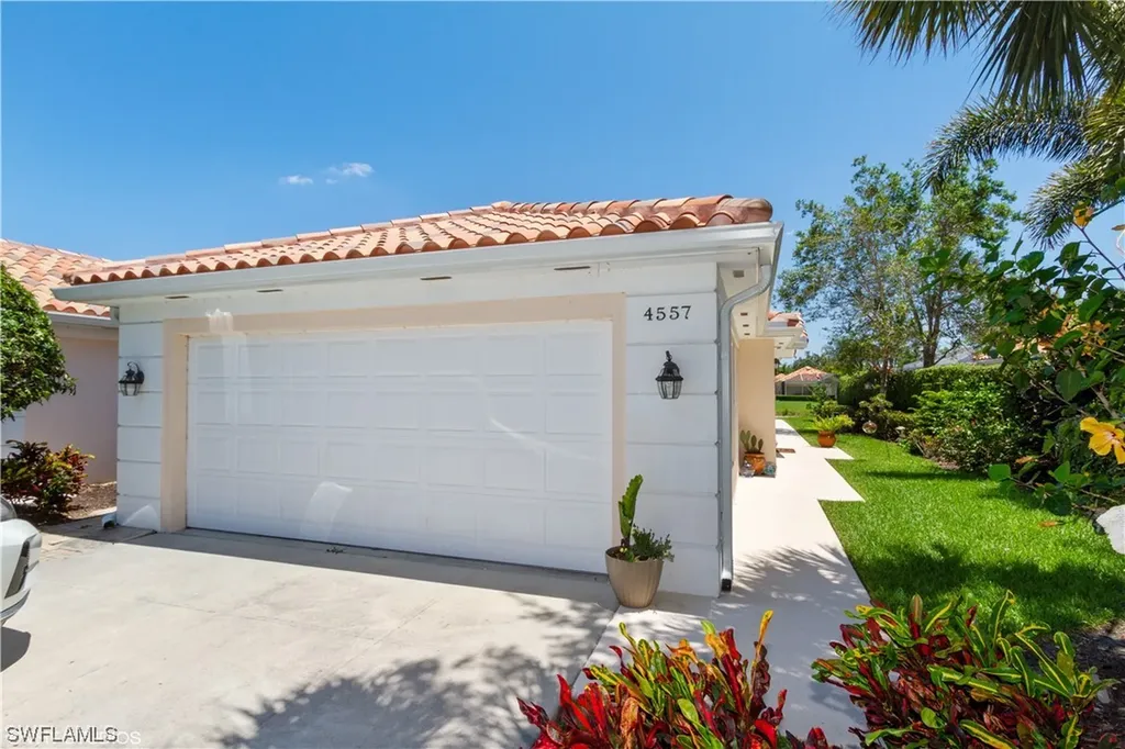 4557 Pasadena Court Naples FL 34109