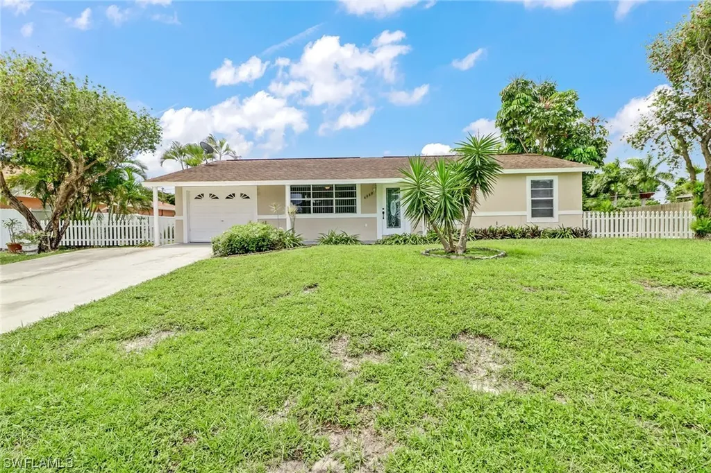 4948 20th Place SW Naples FL 34116
