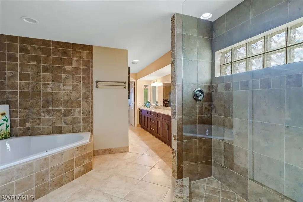 3509 SE 22nd Place Cape Coral FL 33904