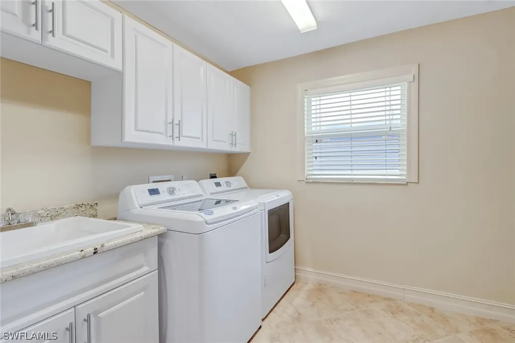 3509 SE 22nd Place Cape Coral FL 33904