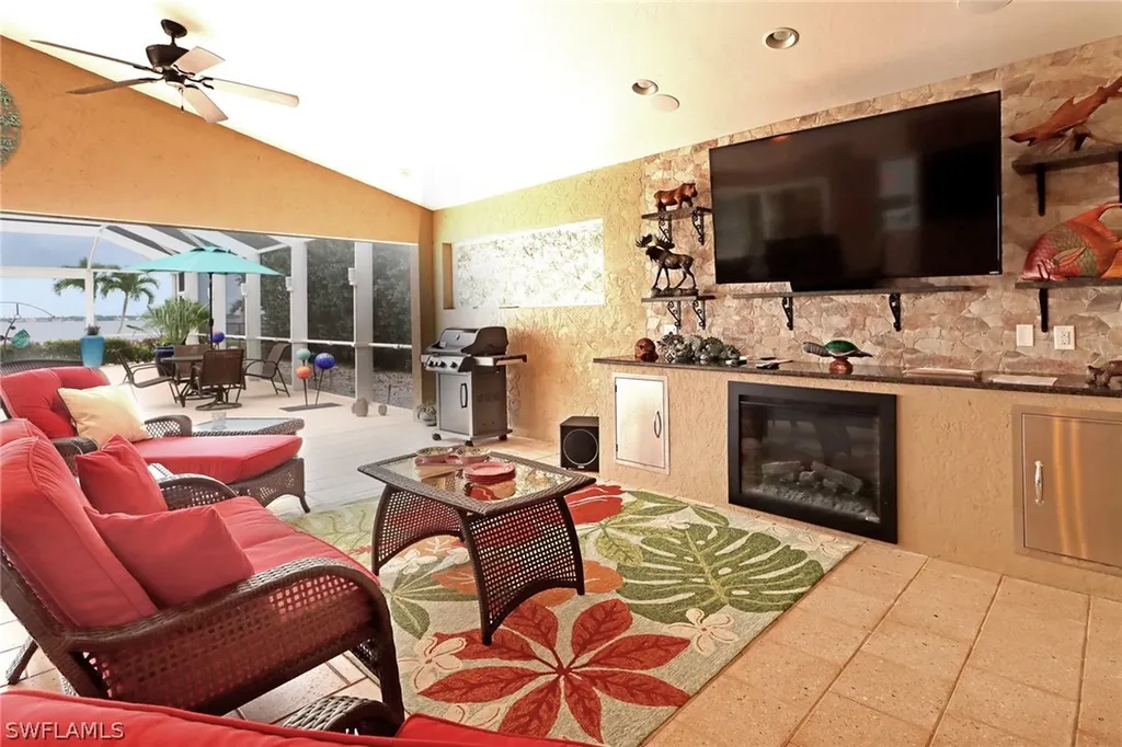 3509 SE 22nd Place Cape Coral FL 33904