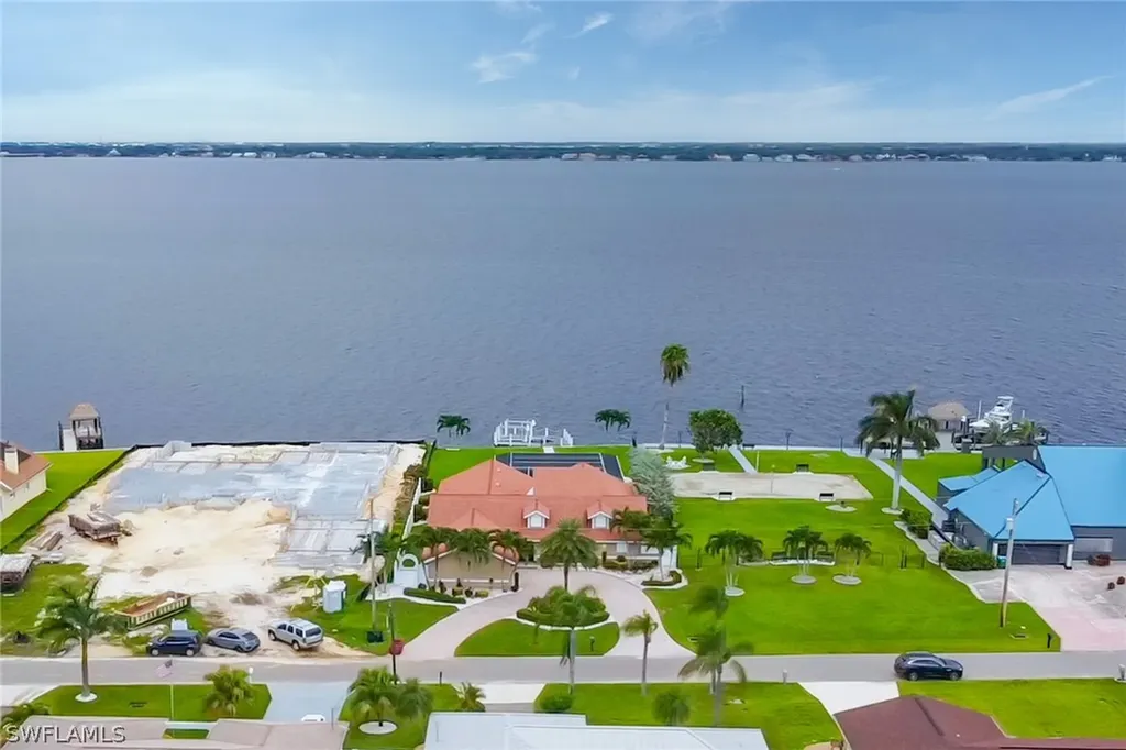 3509 SE 22nd Place Cape Coral FL 33904
