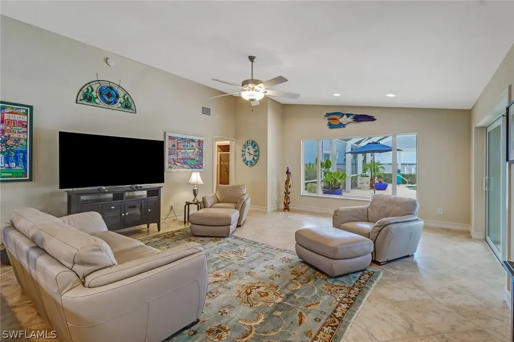 3509 SE 22nd Place Cape Coral FL 33904
