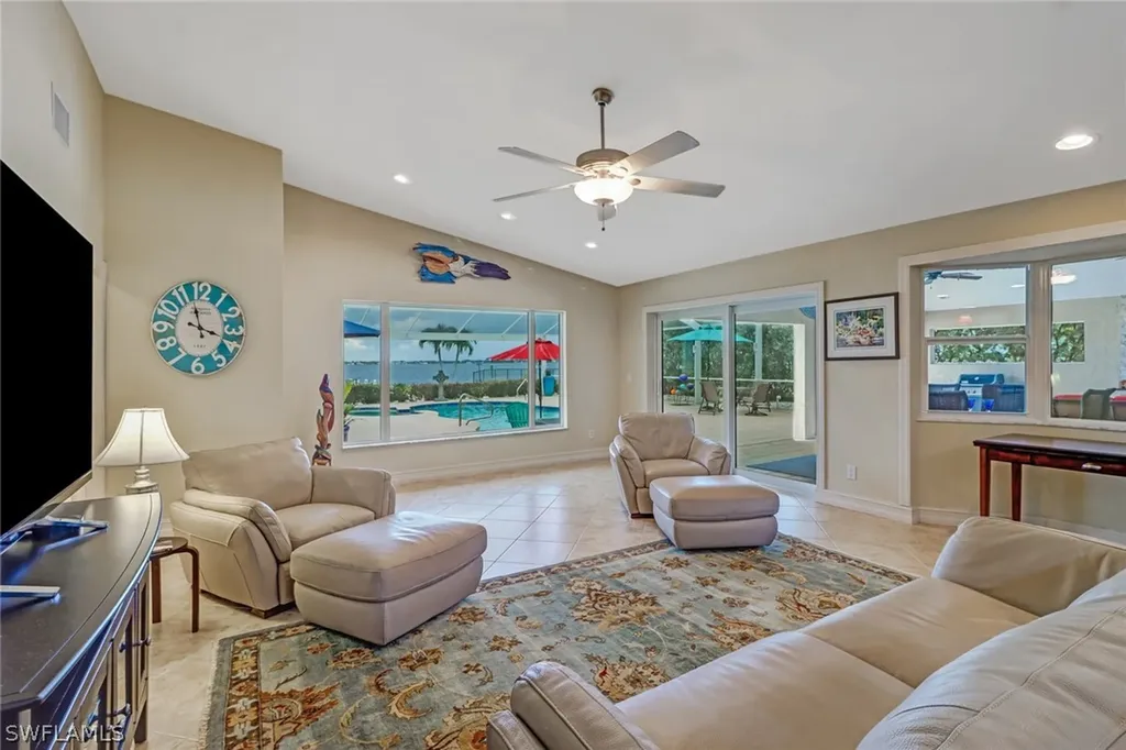 3509 SE 22nd Place Cape Coral FL 33904