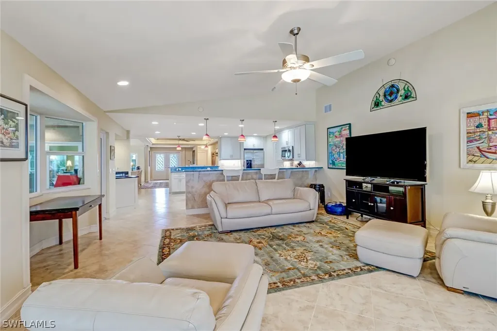 3509 SE 22nd Place Cape Coral FL 33904