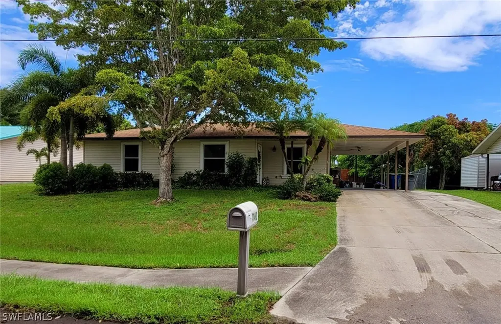 7140 Church Street Fort Myers FL 33908