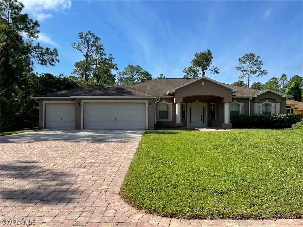 4448 10th Avenue NE Naples FL 34120