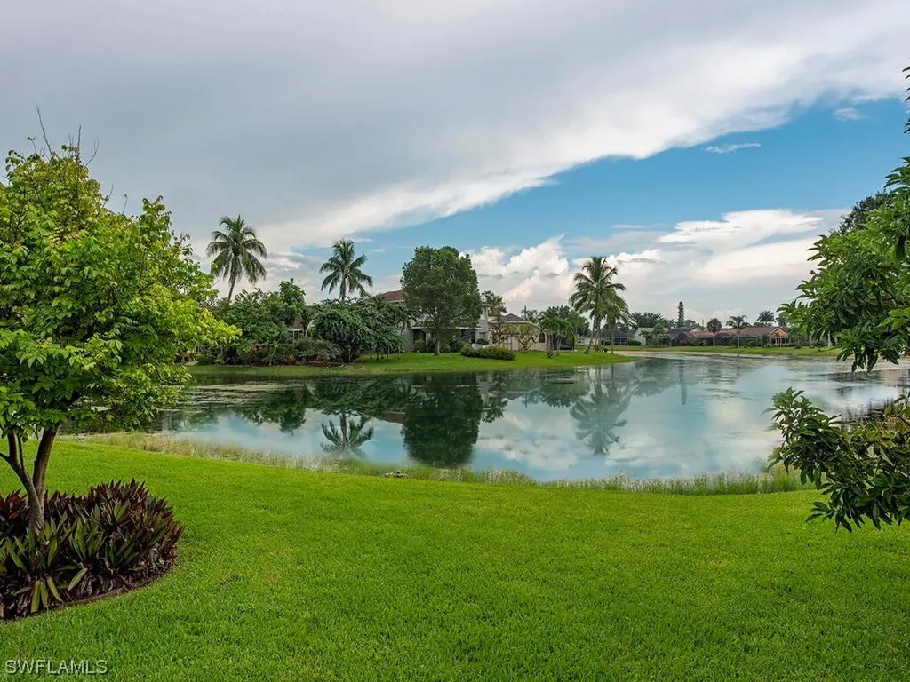 3559 Kent Drive Naples FL 34112