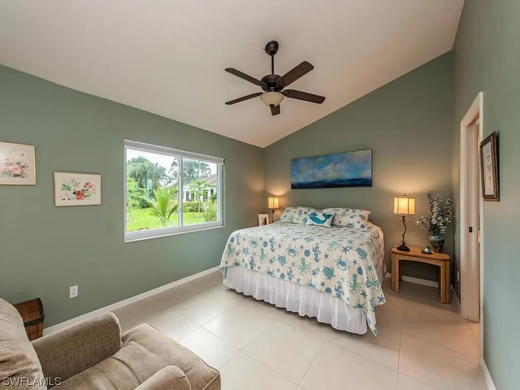 3559 Kent Drive Naples FL 34112
