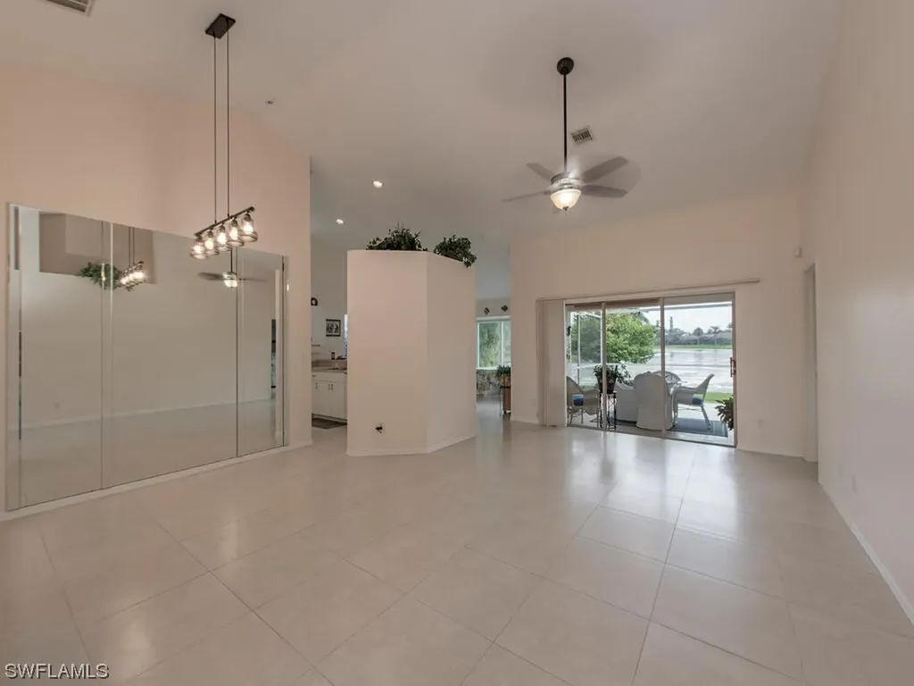 3559 Kent Drive Naples FL 34112