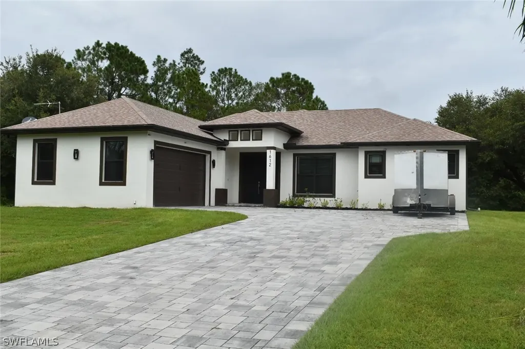1612 Columbus Avenue Lehigh Acres FL 33972