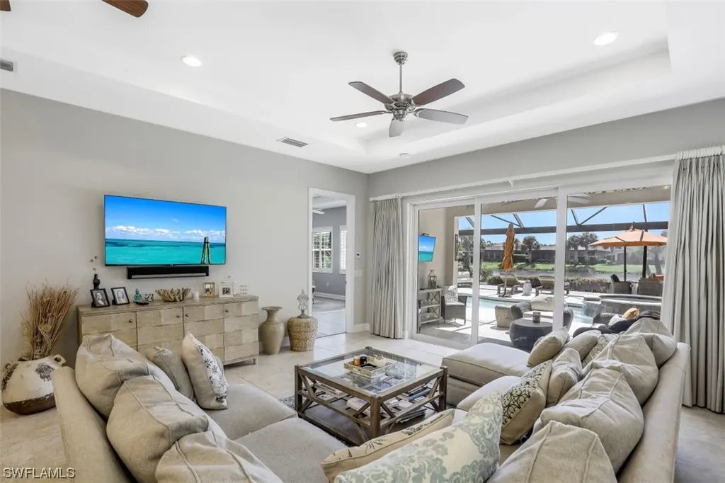13401 Kent Street Naples FL 34109