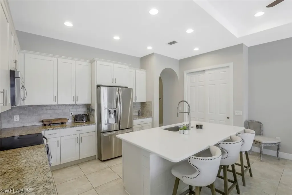 13401 Kent Street Naples FL 34109