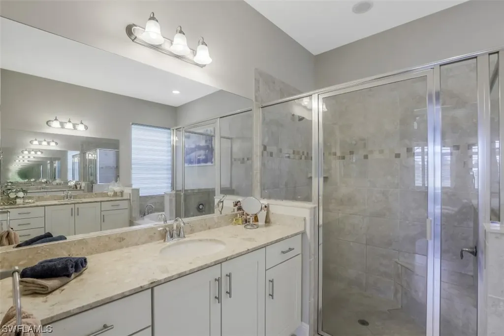 13401 Kent Street Naples FL 34109