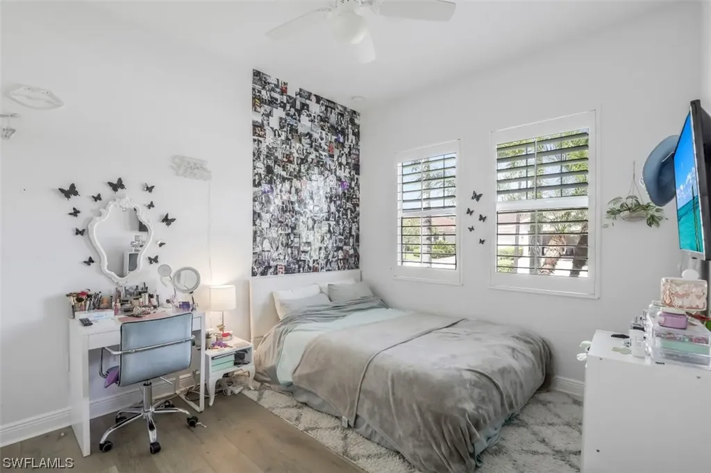13401 Kent Street Naples FL 34109
