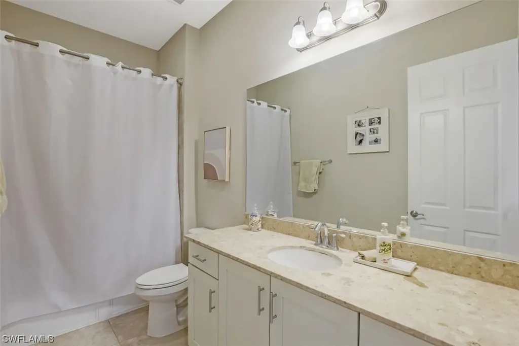 13401 Kent Street Naples FL 34109