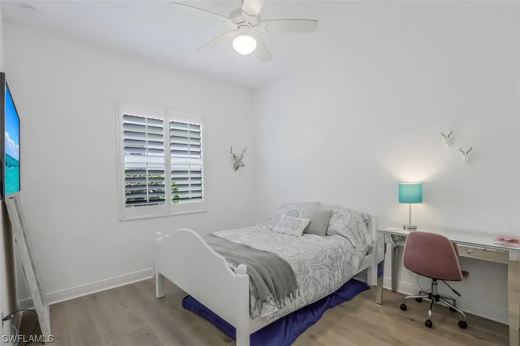 13401 Kent Street Naples FL 34109
