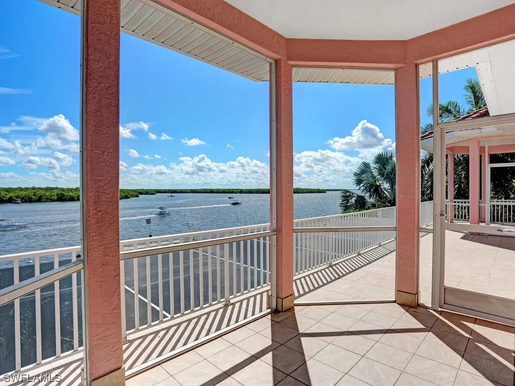 189 Coconut Drive Fort Myers Beach FL 33931