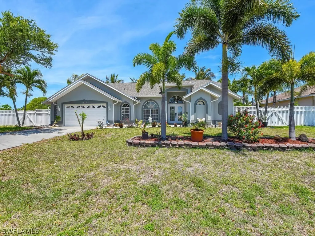 1237 Everest Parkway Cape Coral FL 33904