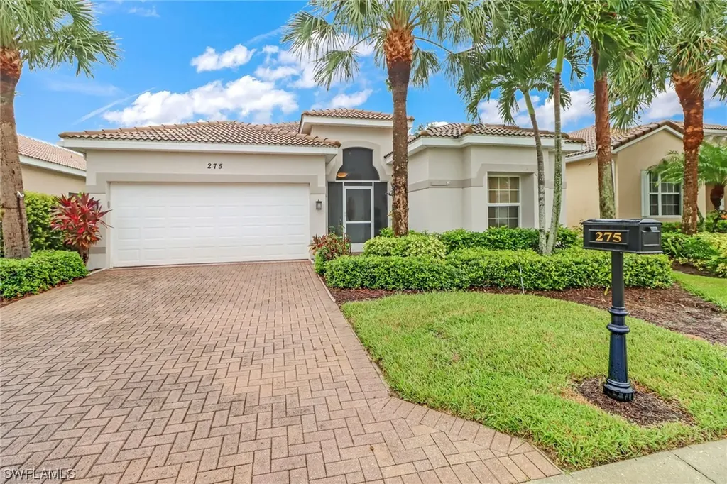 275 Glen Eagle Circle Naples FL 34104