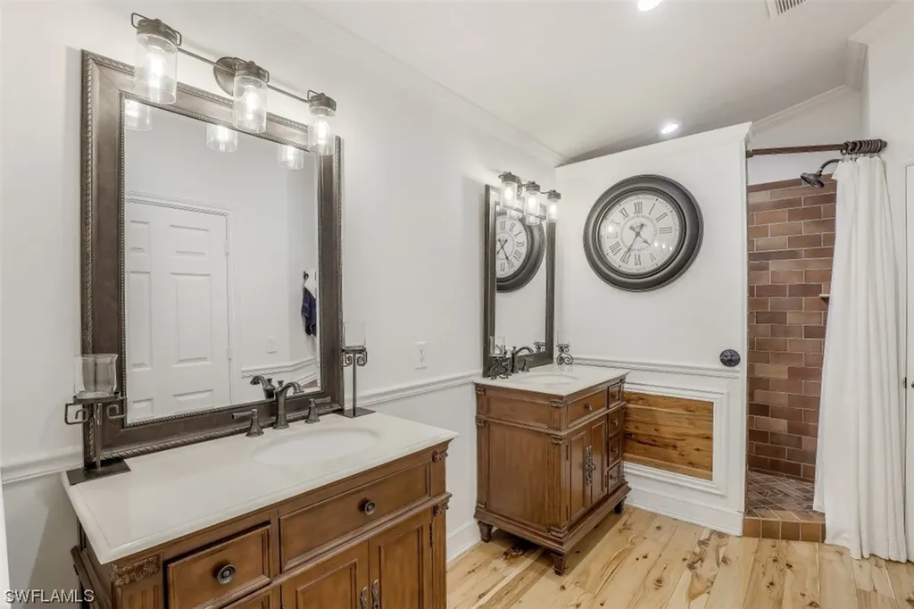 5910 Golden Oaks Lane Naples FL 34119