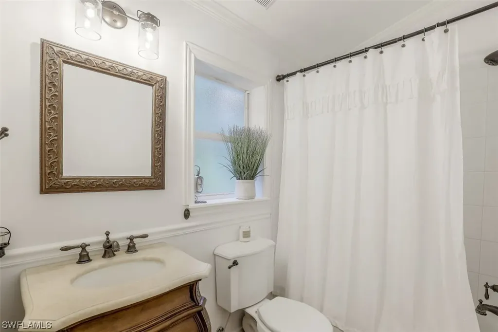 5910 Golden Oaks Lane Naples FL 34119