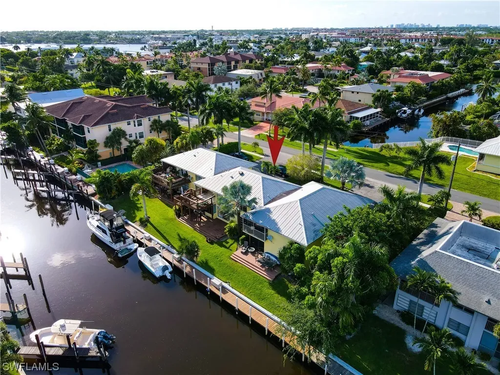 1566 Blue Point Avenue Naples FL 34102