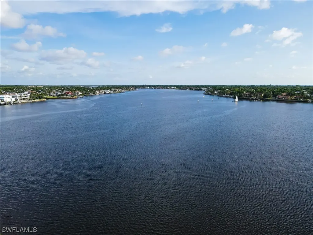1566 Blue Point Avenue Naples FL 34102
