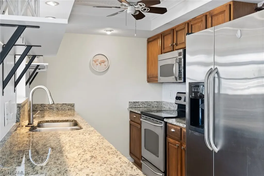 1566 Blue Point Avenue Naples FL 34102