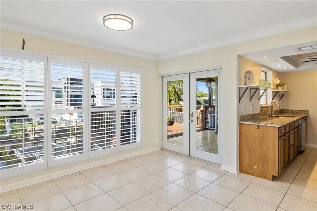 1566 Blue Point Avenue Naples FL 34102