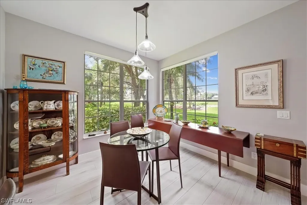 85 Silver Oaks Circle Naples FL 34119