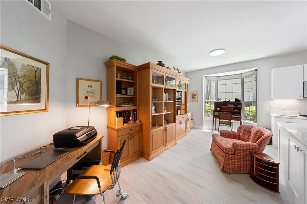 85 Silver Oaks Circle Naples FL 34119