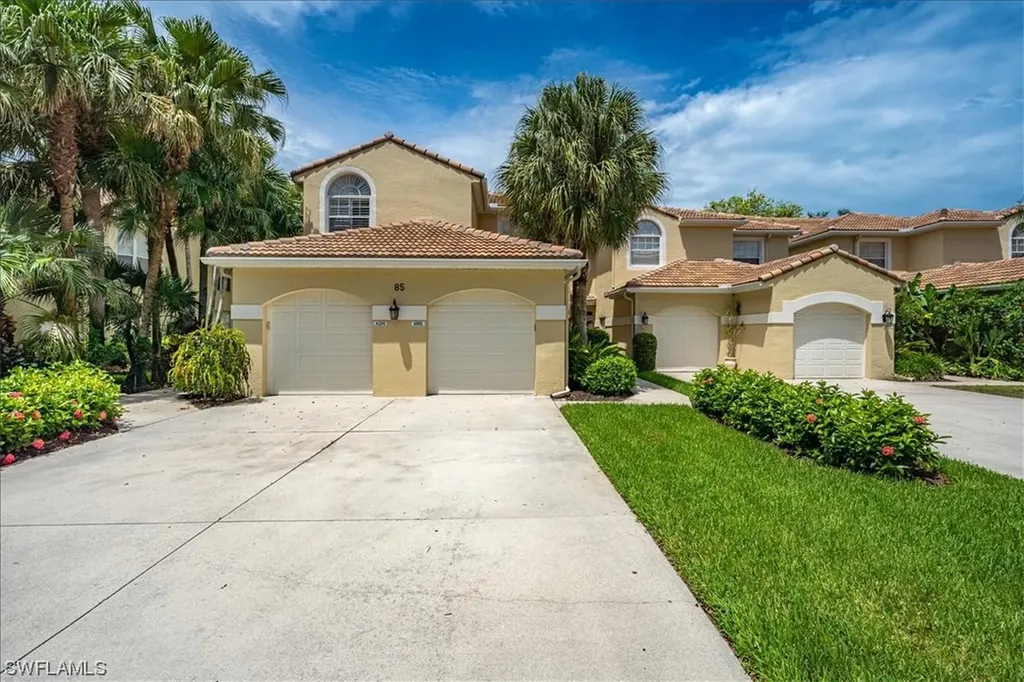 85 Silver Oaks Circle Naples FL 34119