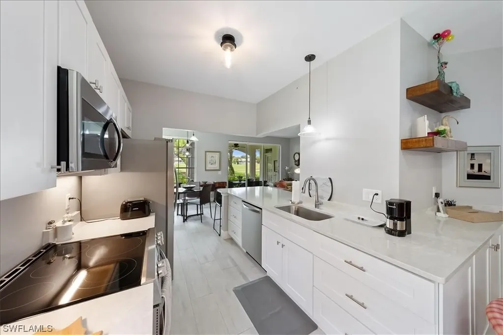 85 Silver Oaks Circle Naples FL 34119