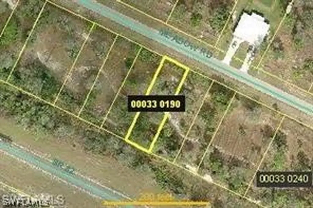 1036+1038 Meadow Road Lehigh Acres FL 33973