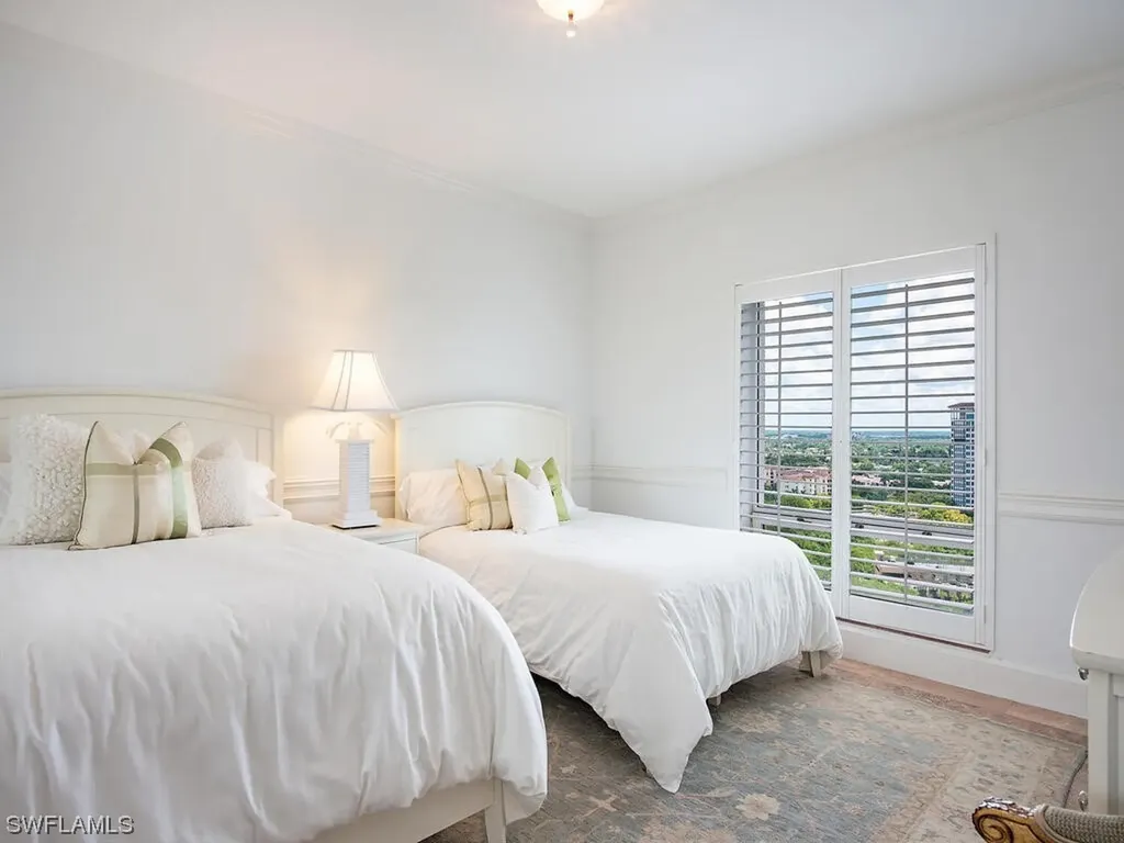 8665 Bay Colony Drive Naples FL 34108