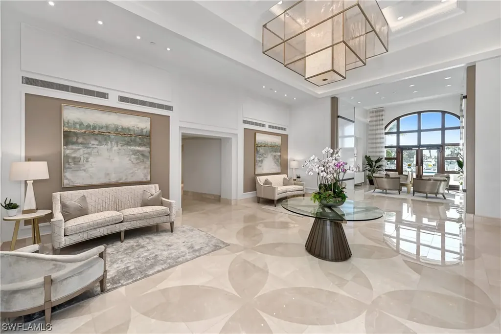 8665 Bay Colony Drive Naples FL 34108