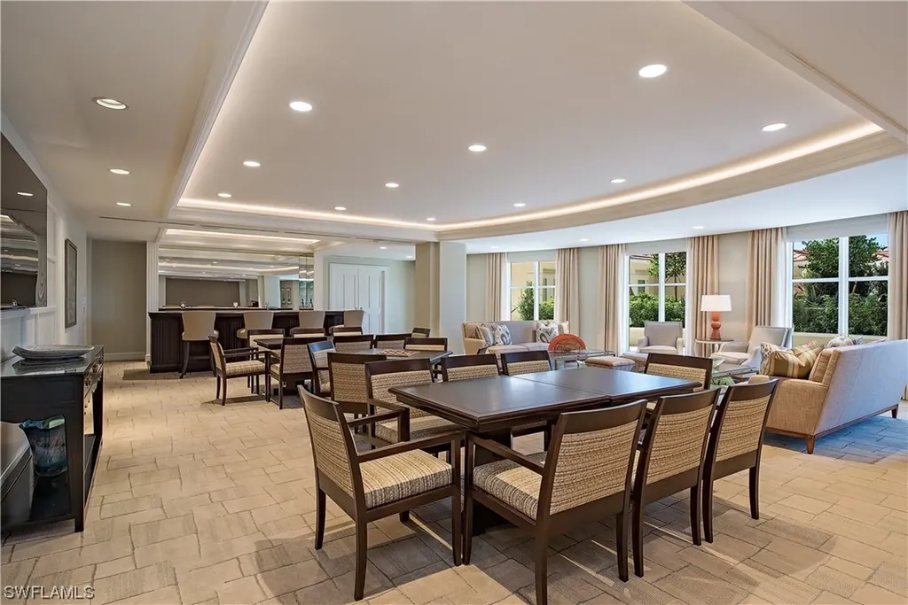 8665 Bay Colony Drive Naples FL 34108