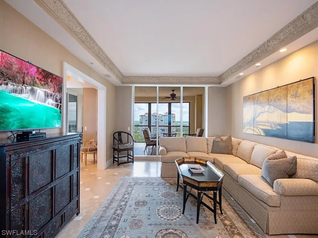 8665 Bay Colony Drive Naples FL 34108