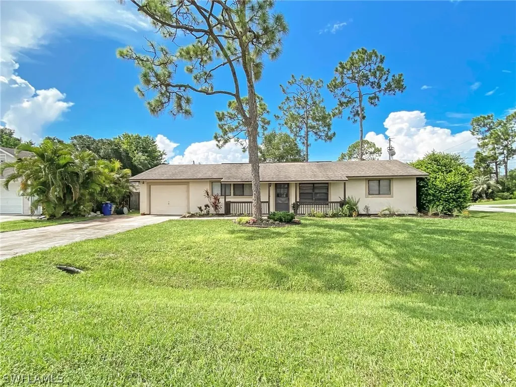 9168 Temple Road E Fort Myers FL 33967