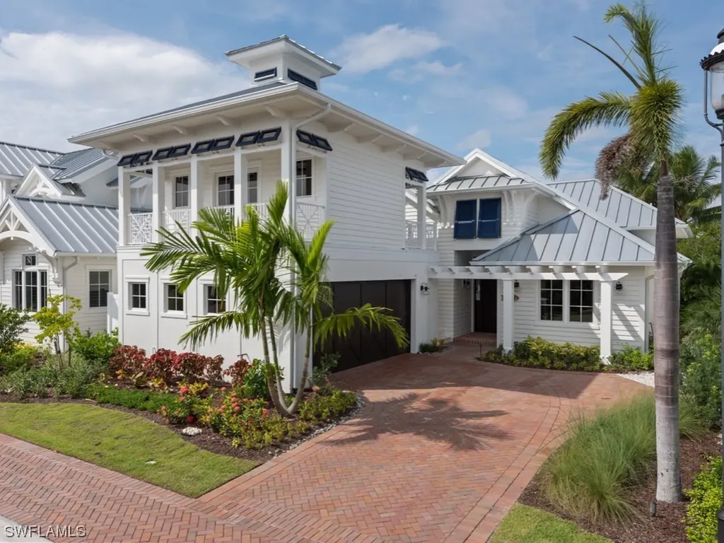 1463 2nd Avenue S Naples FL 34102