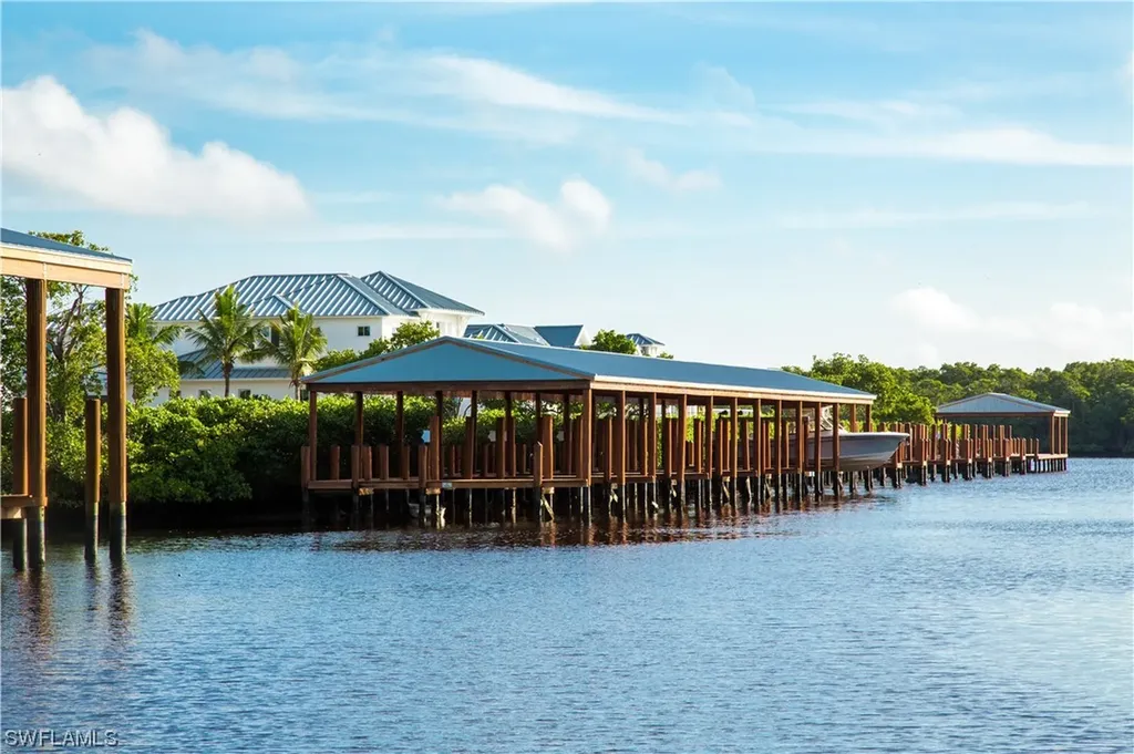 1463 2nd Avenue S Naples FL 34102