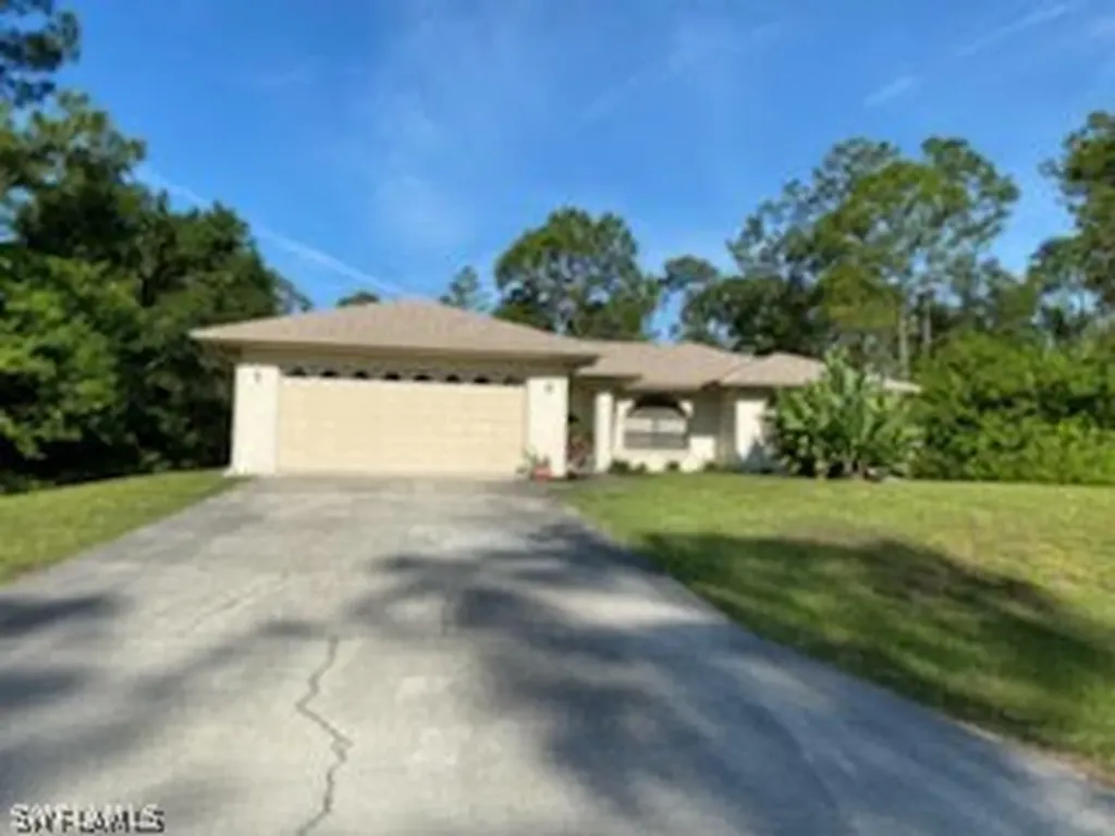 1207 Glenn Avenue Lehigh Acres FL 33972