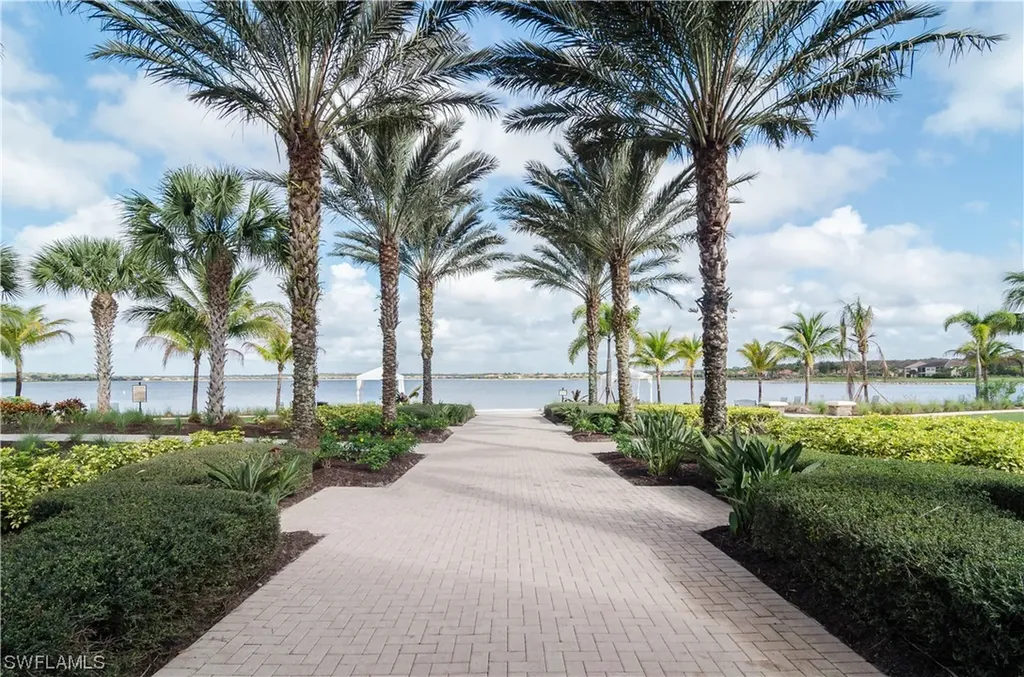 9373 Copper Canyon Court Naples FL 34120