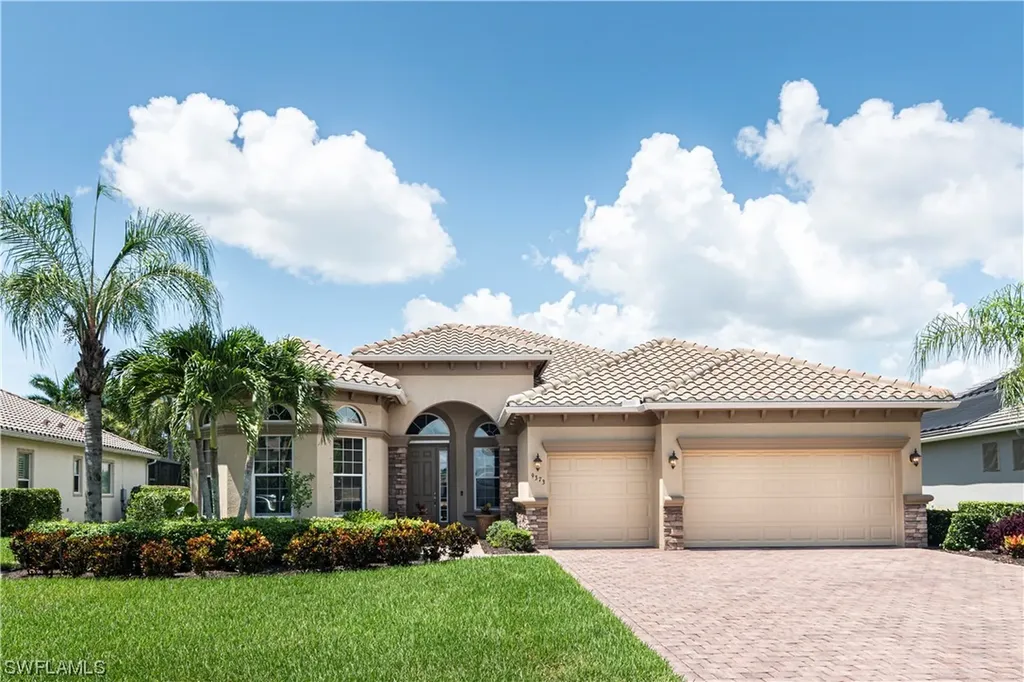 9373 Copper Canyon Court Naples FL 34120