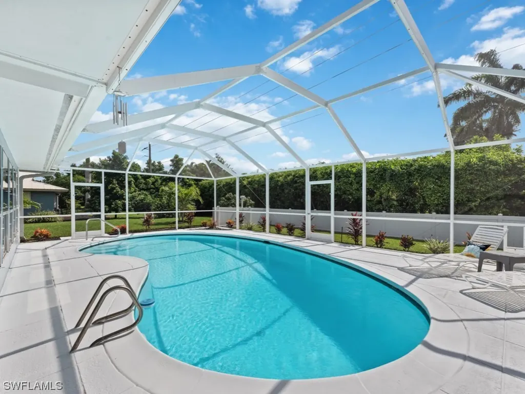 4459 Lakewood Boulevard Naples FL 34112
